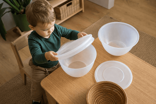7 Thanksgiving Activities for Toddlers While You Cook