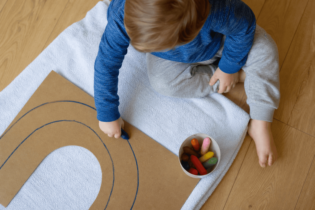 7 Crafts for Kids Ages 18-36 Months After Screen Time