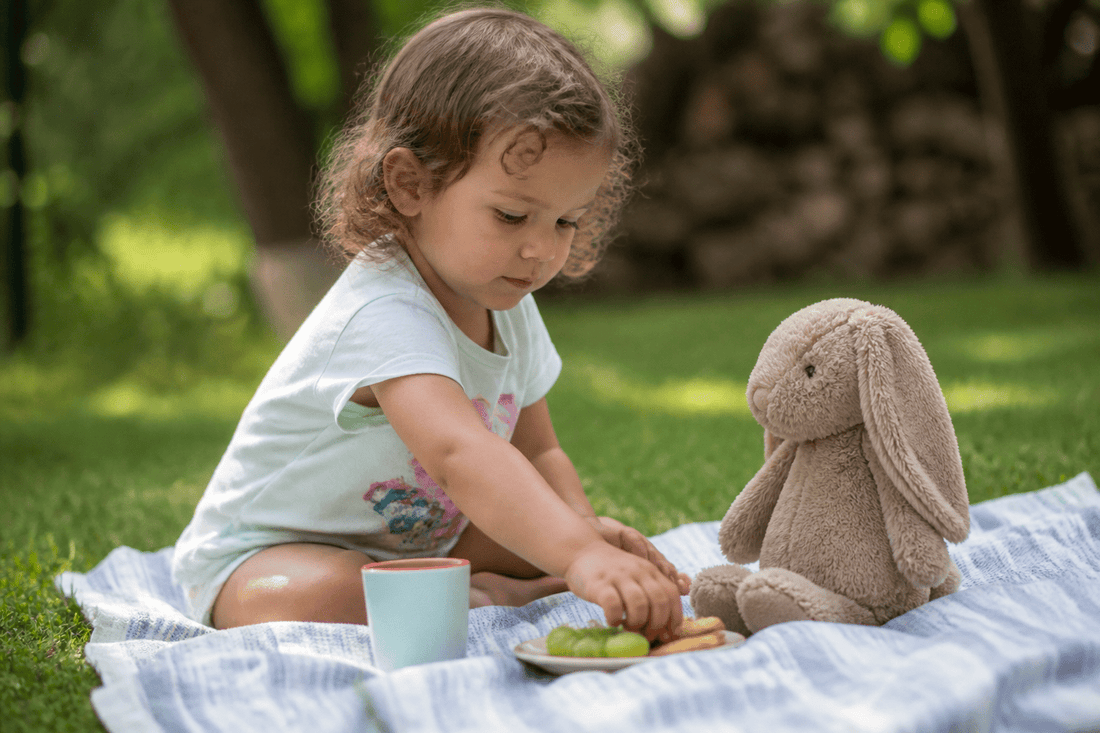 9 Summer Activities for 2 Year Olds Who Won't Try New Things