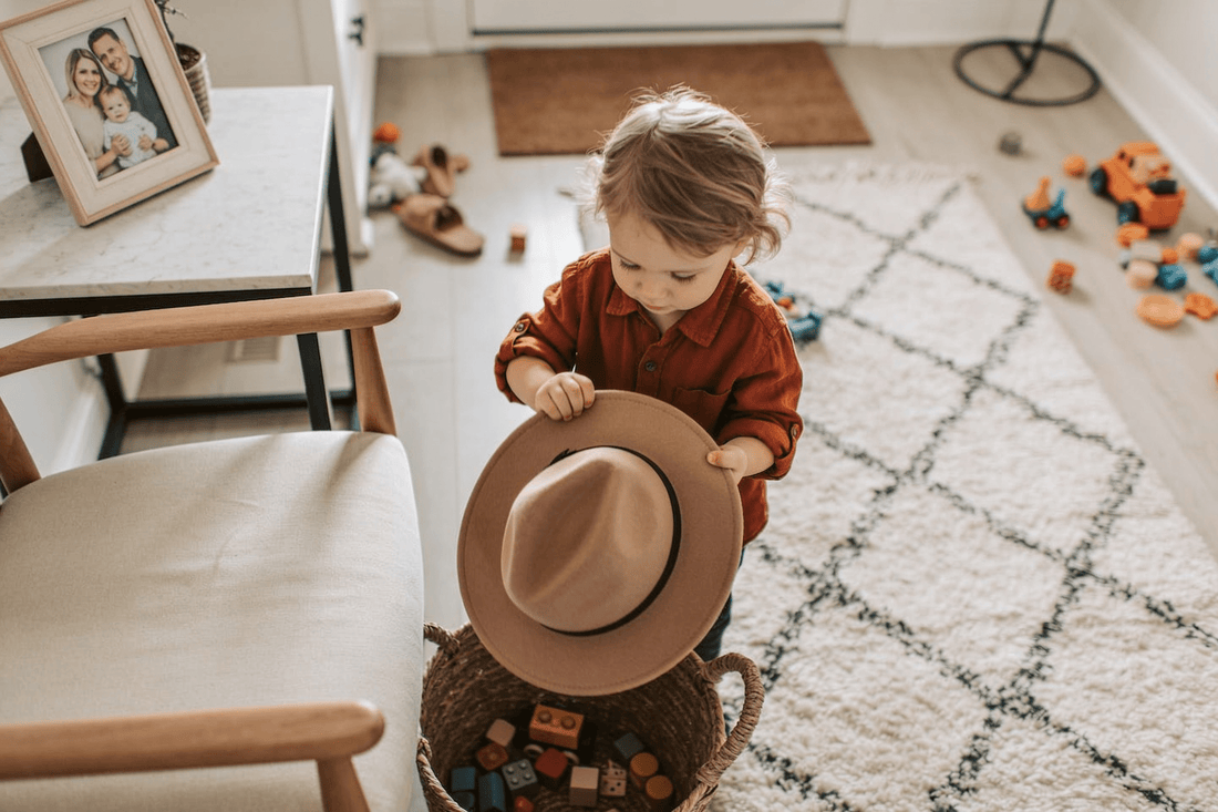 9 Fall Toddler Activities While Family Is Visiting